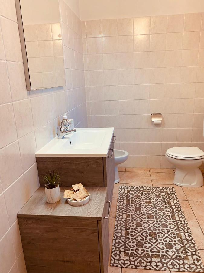 Corte 22 B&B E Appartamenti Borgomanero Zewnętrze zdjęcie