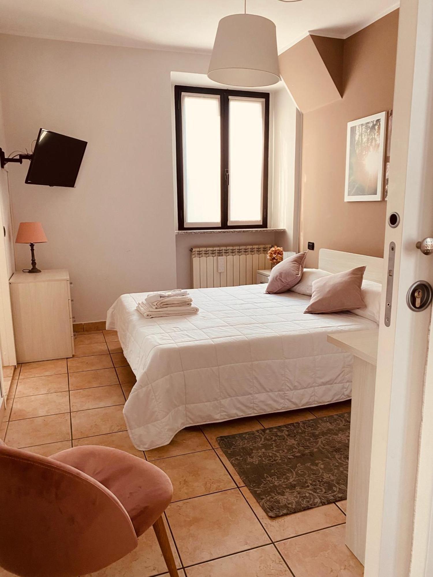 Corte 22 B&B E Appartamenti Borgomanero Zewnętrze zdjęcie